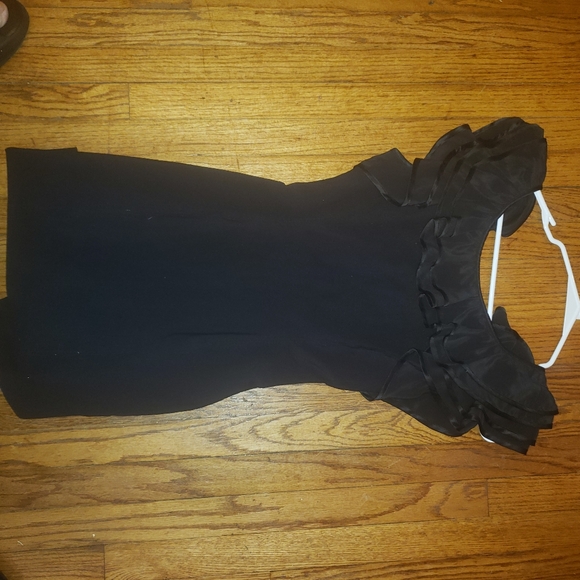 Bebe LBD layered neckline Size Small bodycon dress with slimming design - Picture 9 of 11